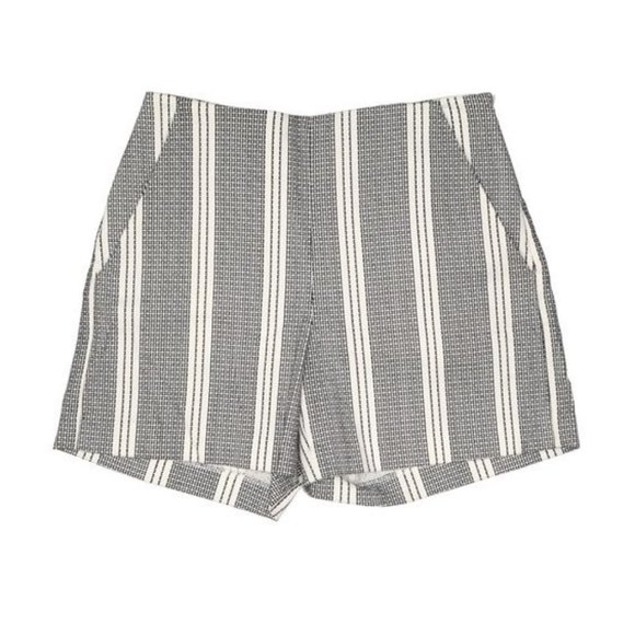 Ann Taylor Size 8 Black Striped City Shorts $59 - Picture 2 of 7